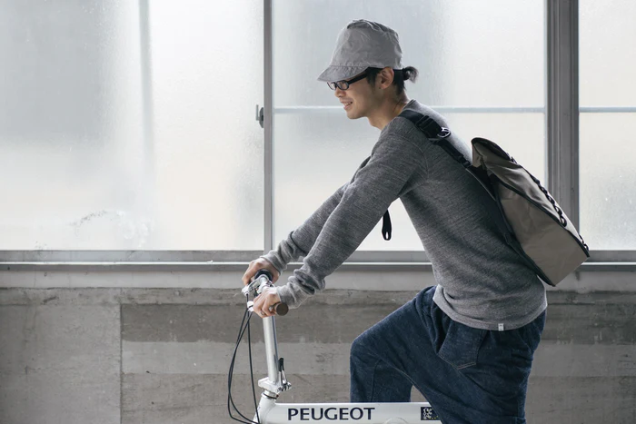 保温性の高いyohakuの茶綿サーマル長袖Tシャツとレギンス