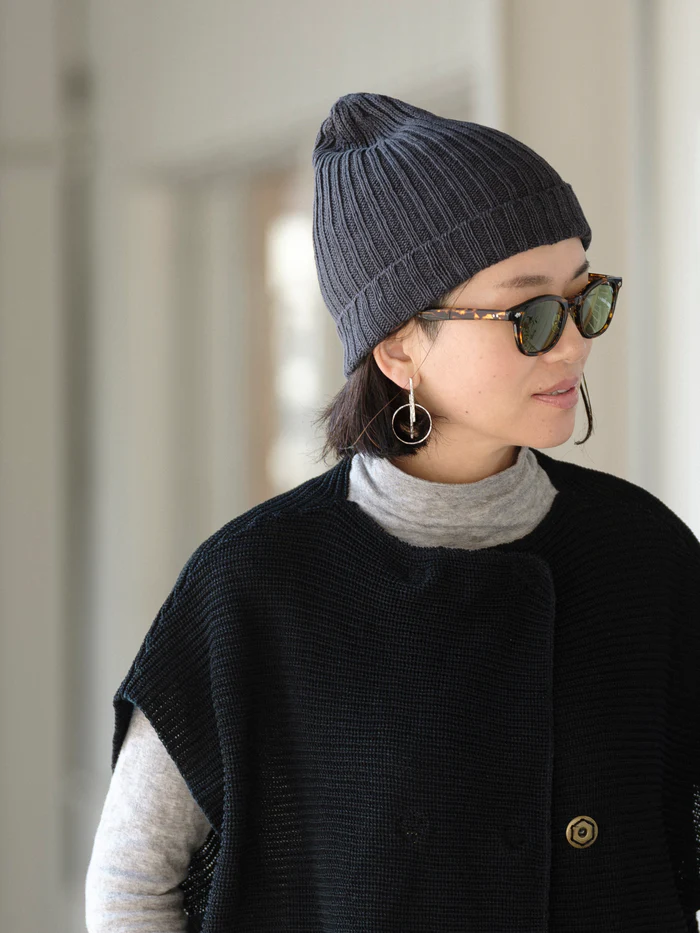 普段使いにおすすめなtesioのクラフトサングラス