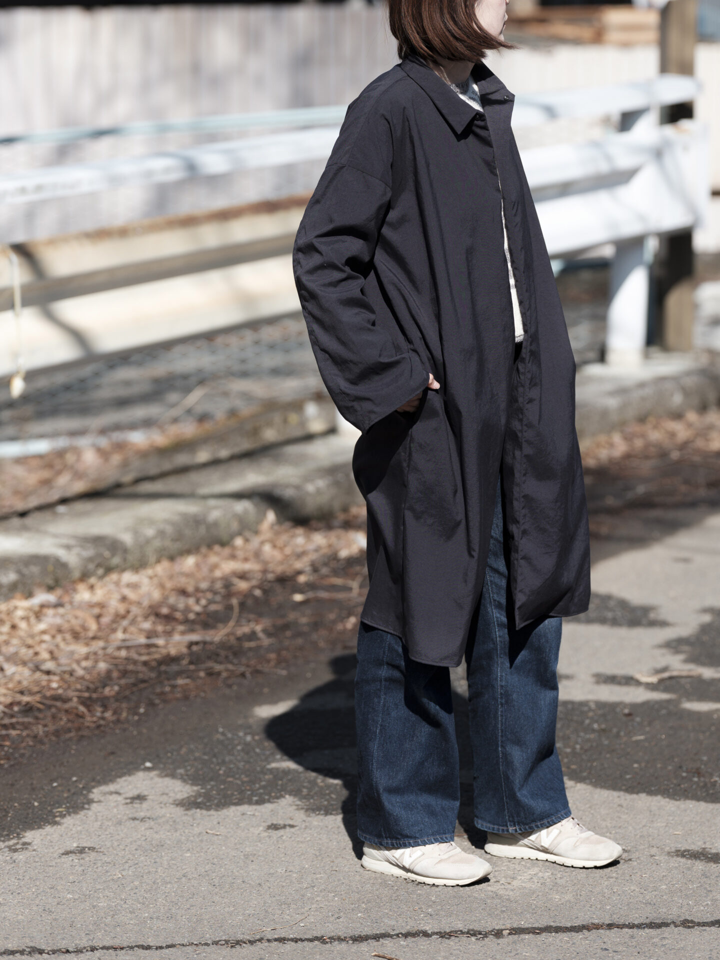 MUYAのナイロンリバリーコート新作